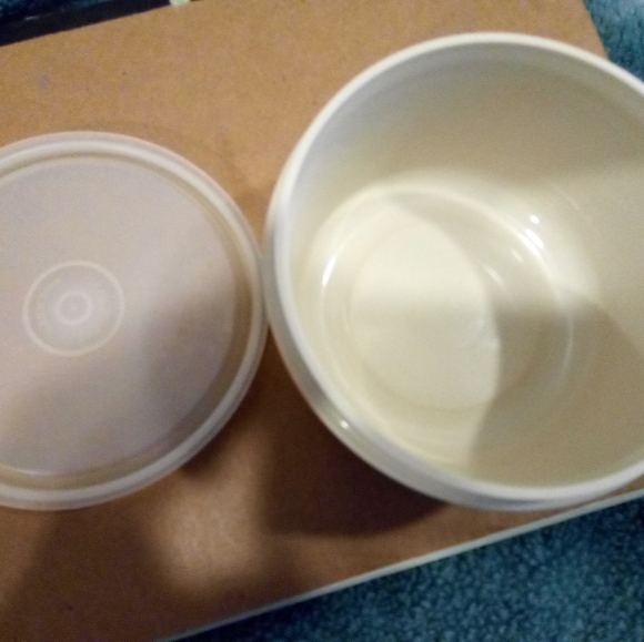 116) Tupperware. 5 pieces - Picture 6 of 10